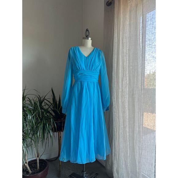 Vintage Women’s Small Dress Blue Sheer Chiffon Long Sleeve V-Neck Ruched 70s - Picture 2 of 4